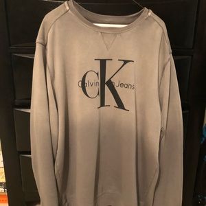 CK sweatshirt